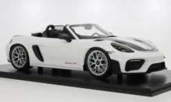 Porsche 718 Spyder RS, weiss/schwarz, 2023, 1:12, Schuco