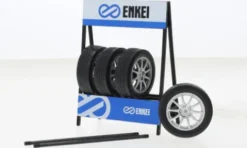 - Räderset: Enkei, silber, 1:18, IXO