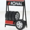 - Räderset: Ronal, silber, 1:18, IXO