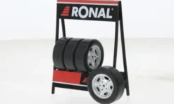 - Räderset: Ronal, silber, 1:18, IXO