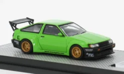 Toyota Corolla Levin (AE86), grün, 1:64, INNO64