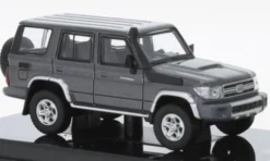 Toyota Land Cruiser 76, grau/weiss, 2014, 1:64, Para64