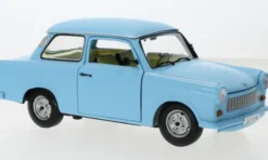Trabant 601, hellblau, 1:18, Sun Star