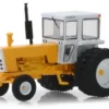 - Traktor mit Kabine, gelb/weiss, 1974, 1:64, Greenlight