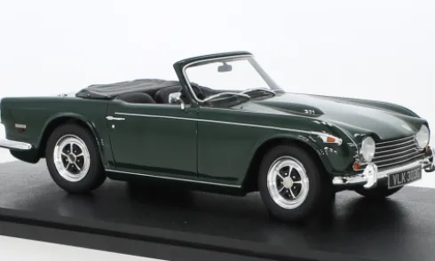 Triumph TR5 P.I., dunkelgrün, 1967, 1:18, Cult Scale Models