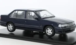 Volvo 960, dunkelblau, 1996, 1:18, Triple 9 Collection