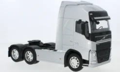 Volvo FH 500 (6x4), silber, 1:32, Welly