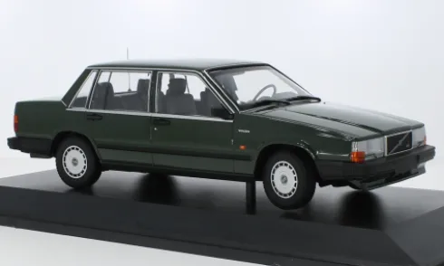 Volvo 740 GL, dunkelgrün, 1986, 1:18, Minichamps