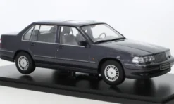 Volvo 960, lila, 1996, 1:18, Triple 9 Collection