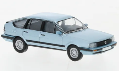 VW Passat B2 Trophy, hellblau, 1985, 1:87, PCX87