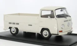 VW T2, Porsche Racing, 1:18, Solido