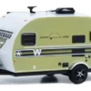 Winnebago Winnie Drop, oliv/weiss, 2017, 1:64, Greenlight